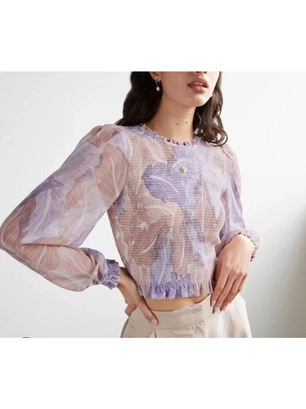 Wilfred Aritzia Tempest Blouse Palm Smocked Bodice Crop Puff Sleeves Top Size XS